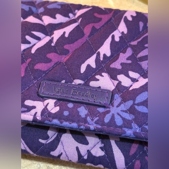 Vera Bradley RGID Protection Purple Clutch Wristlet. - Picture 2 of 15